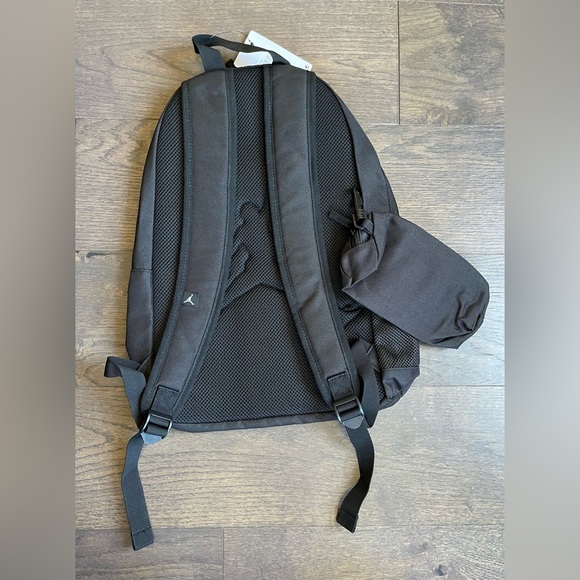 Nike Jordan Backpack (Large) 9A0503-023 - NWT - Black - Picture 6 of 7